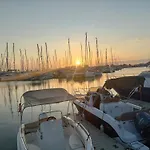 Relax Appartamento In Prima Linea Della Spiaggia 公寓 *